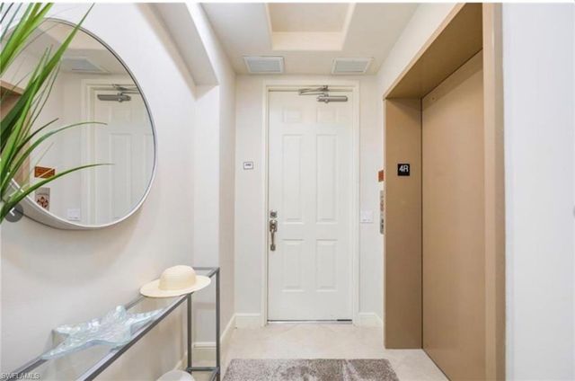 580 El Camino Real 3402, Naples, FL 34119