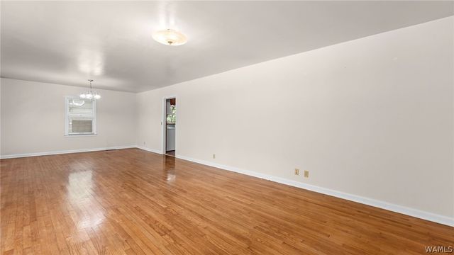 3216 Veterans Memorial, Tuscaloosa, AL 35404