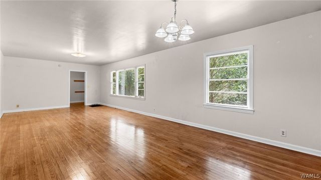 3216 Veterans Memorial, Tuscaloosa, AL 35404