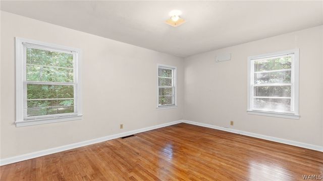 3216 Veterans Memorial, Tuscaloosa, AL 35404