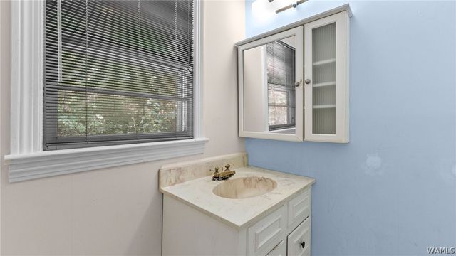 3216 Veterans Memorial, Tuscaloosa, AL 35404
