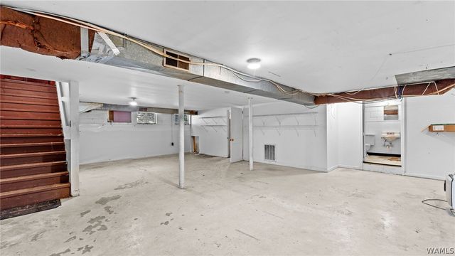 3216 Veterans Memorial, Tuscaloosa, AL 35404