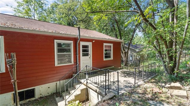 3216 Veterans Memorial, Tuscaloosa, AL 35404