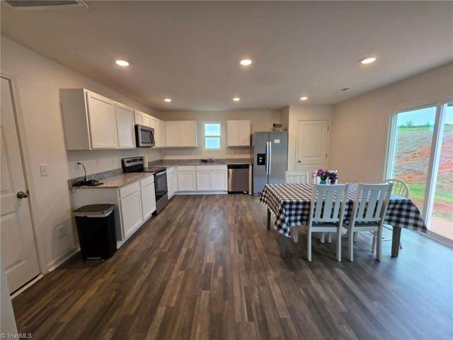 114 Somerton Lane, Lexington, NC 27295
