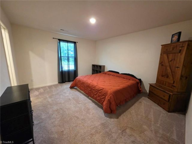 114 Somerton Lane, Lexington, NC 27295