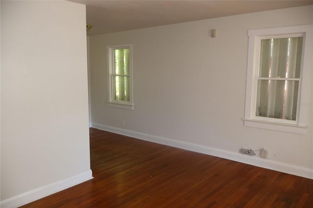 3815 W DE LEON STREET, Tampa, FL 33609