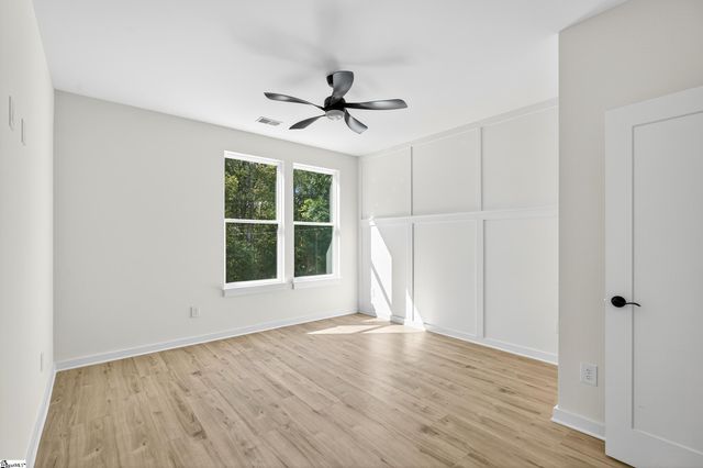 189 Eastbrook Drive, Woodruff, SC 29388