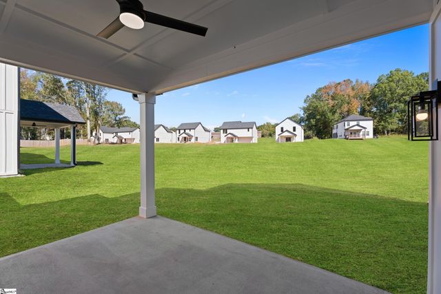 189 Eastbrook Drive, Woodruff, SC 29388