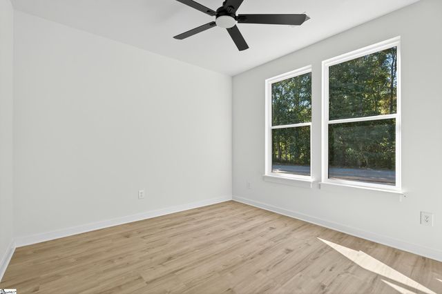 189 Eastbrook Drive, Woodruff, SC 29388