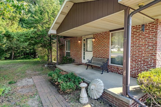 209 Pine View Lane, Lafayette, IN 47905