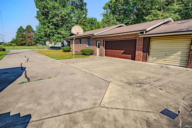 209 Pine View Lane, Lafayette, IN 47905
