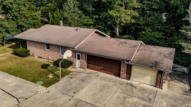209 Pine View Lane, Lafayette, IN 47905