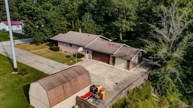 209 Pine View Lane, Lafayette, IN 47905