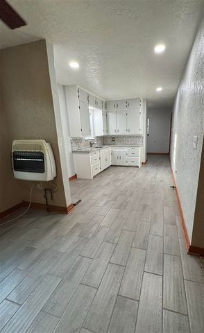 774 NW 16th St, Lawton, OK 73507