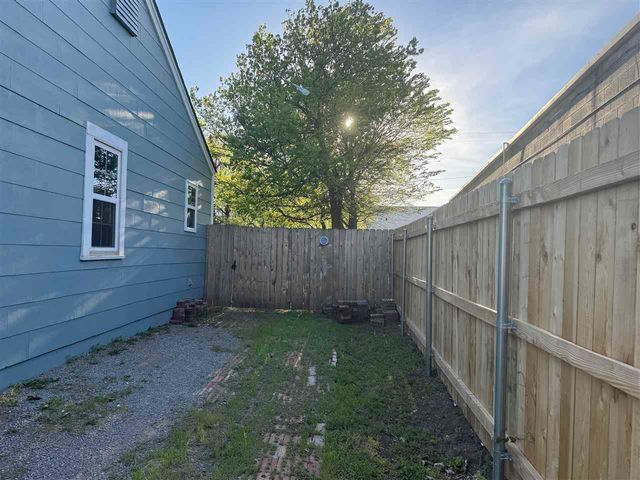 774 NW 16th St, Lawton, OK 73507