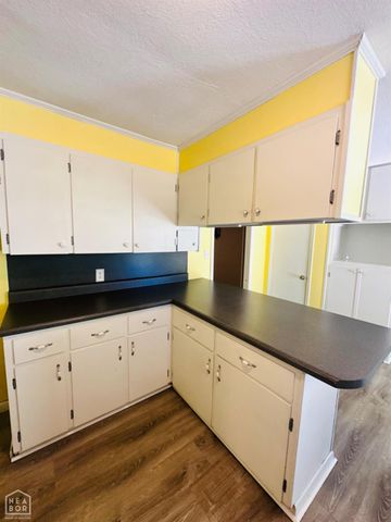 208 Forrest, Newport, AR 72112