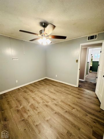 208 Forrest, Newport, AR 72112