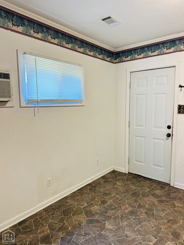 208 Forrest, Newport, AR 72112