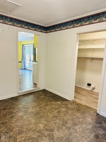 208 Forrest, Newport, AR 72112