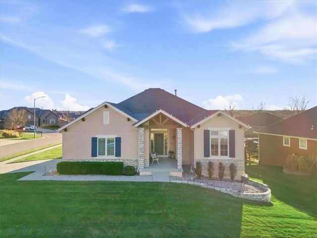 14119 Merion Court, Basehor, KS 66007