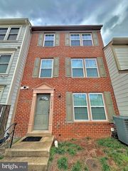 10462 PARADISE CT, Manassas, VA 20109