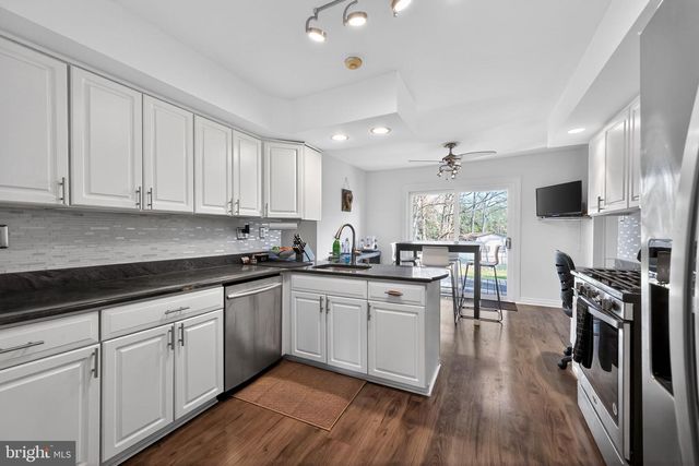 100 MICHAEL RD, Southampton, PA 18966