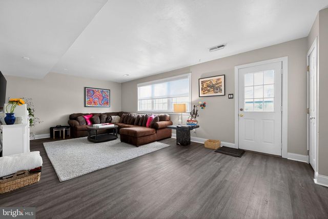 100 MICHAEL RD, Southampton, PA 18966