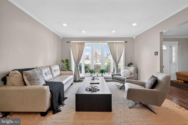 100 MICHAEL RD, Southampton, PA 18966