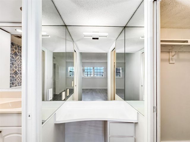 2950 N Palm Aire Drive 506, Pompano Beach, FL 33069