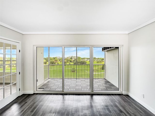 2950 N Palm Aire Drive 506, Pompano Beach, FL 33069