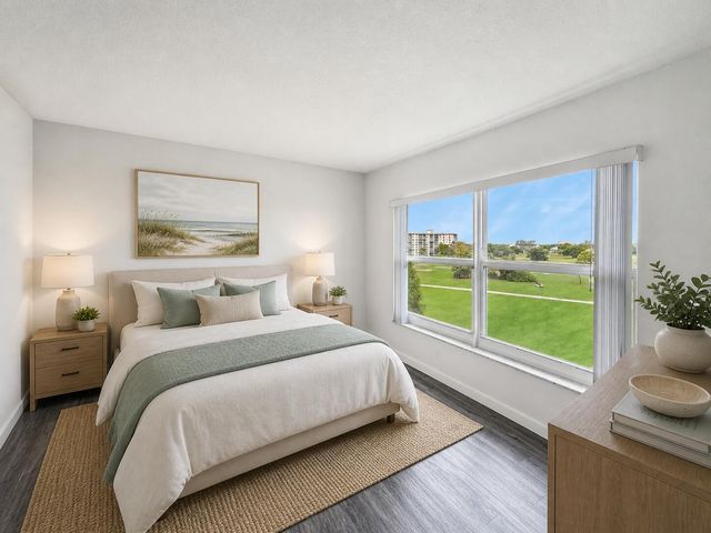 2950 N Palm Aire Drive 506, Pompano Beach, FL 33069