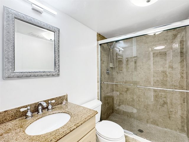 2950 N Palm Aire Drive 506, Pompano Beach, FL 33069