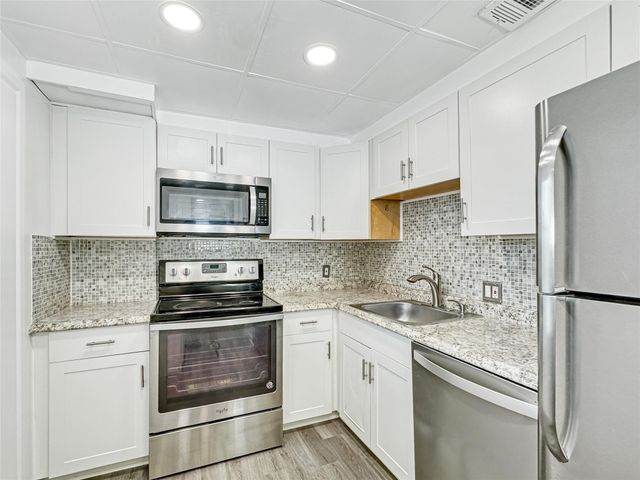2950 N Palm Aire Drive 506, Pompano Beach, FL 33069