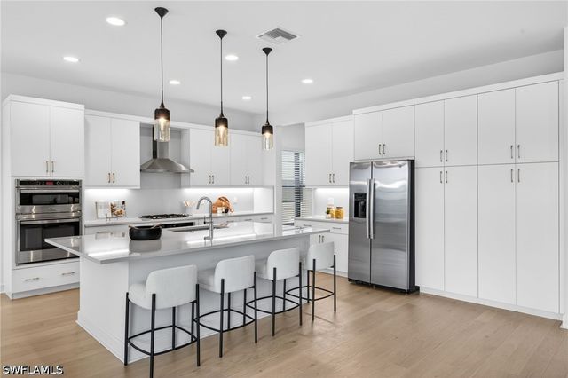 21072 Teak Tree TER, Estero, FL 33928