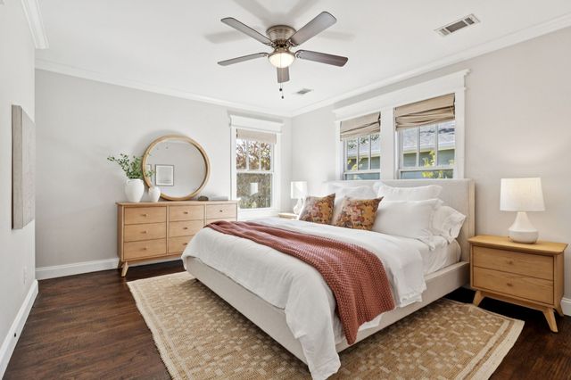 5349 Goodwin Avenue, Dallas, TX 75206