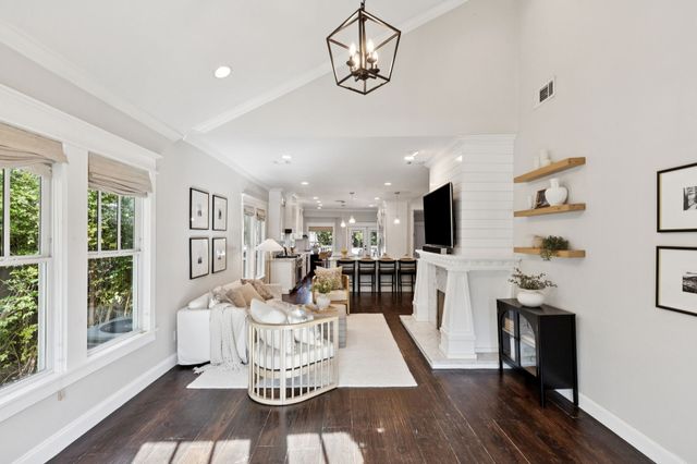 5349 Goodwin Avenue, Dallas, TX 75206