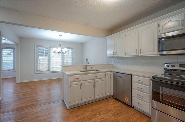 13567 W 58th Terrace, Shawnee, KS 66216