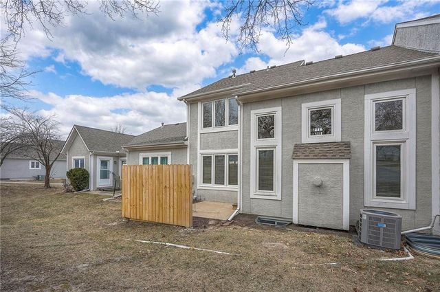 13567 W 58th Terrace, Shawnee, KS 66216