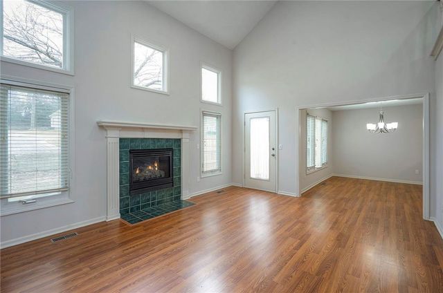 13567 W 58th Terrace, Shawnee, KS 66216