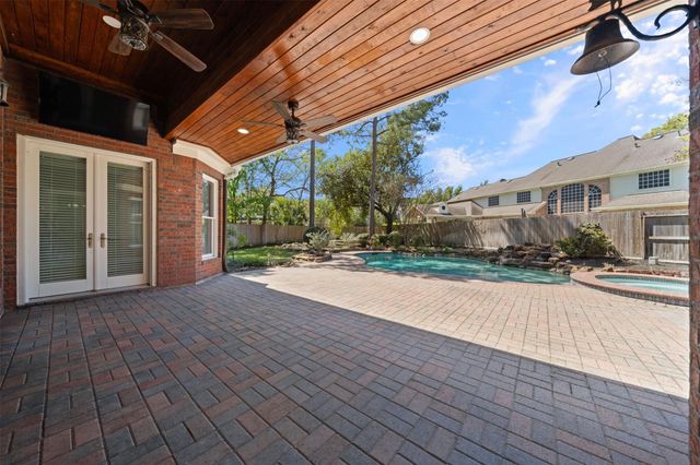 13714 Gainesway Drive, Cypress, TX 77429