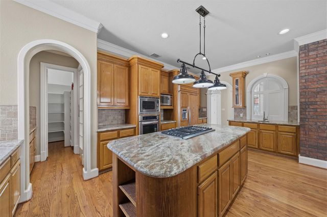 13714 Gainesway Drive, Cypress, TX 77429