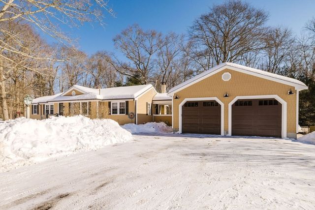 185 Moulton Street, Rehoboth, MA 02769