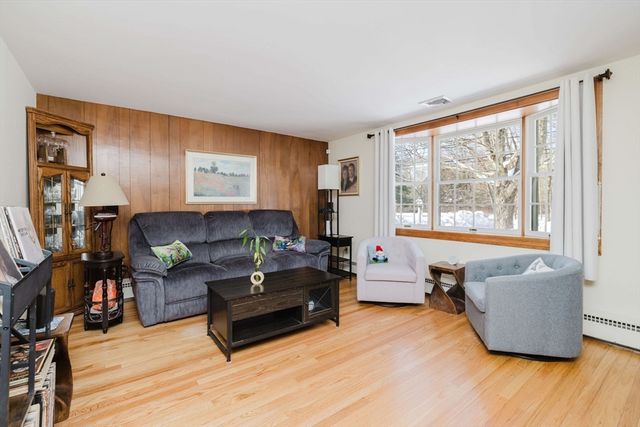 185 Moulton Street, Rehoboth, MA 02769