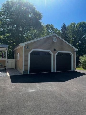 185 Moulton Street, Rehoboth, MA 02769