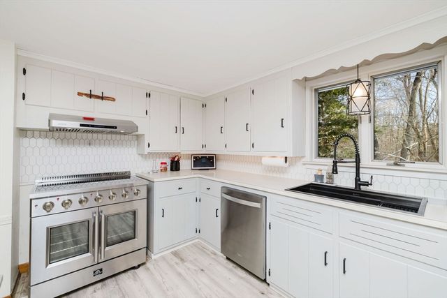 185 Moulton Street, Rehoboth, MA 02769