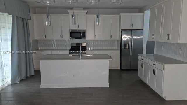 1328 Wandering Willow Way, Loxahatchee, FL 33470