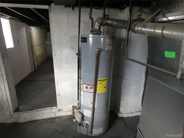 81 Fessenden Street, Mt. Clemens, MI 48043