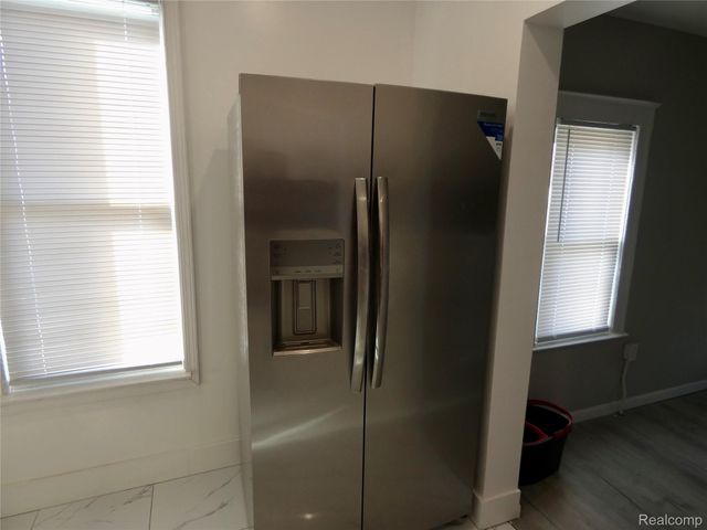 81 Fessenden Street, Mt. Clemens, MI 48043