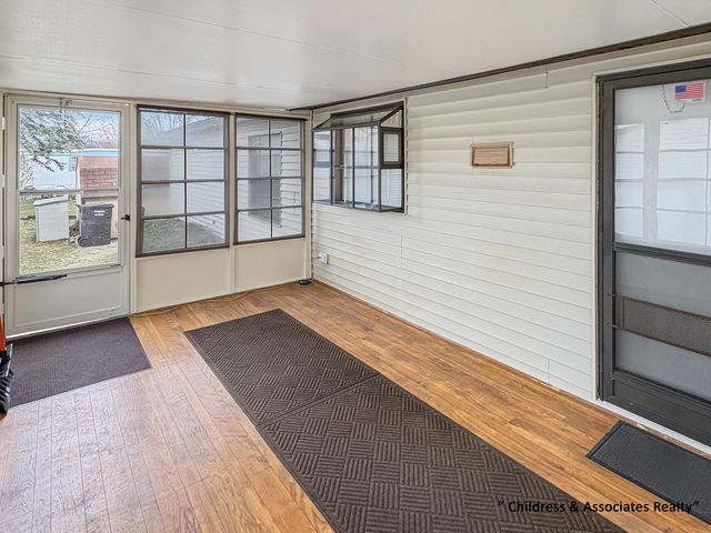 435 S Amber Drive SE, Grand Rapids, MI 49548