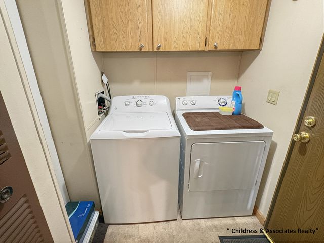 435 S Amber Drive SE, Grand Rapids, MI 49548